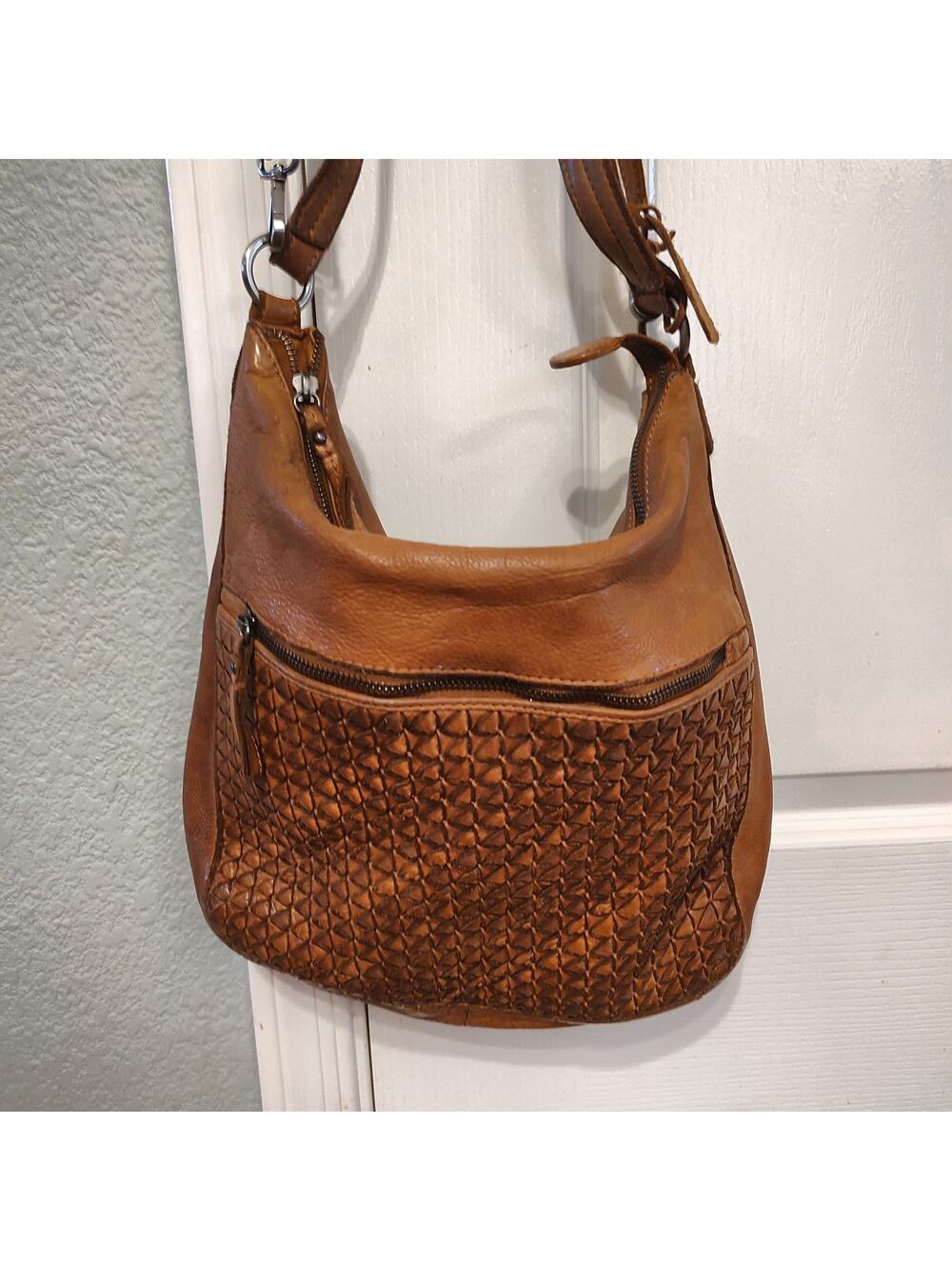 Genuine Leather Brown Shoulder Bag with Zipper Pocket